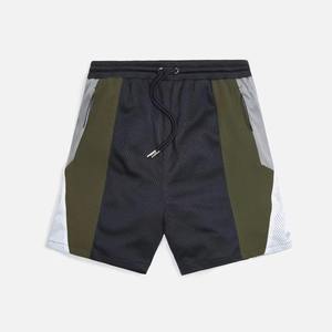 Shorts de basket-ball en maille pour hommes, vente en gros, personnalisables, en polyester respirant, pour la gym, l'entraînement, la course à pied et les sports athlétiques - Product Image 1