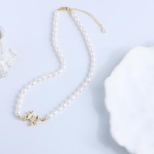 Collier en perles d'eau douce avec nœud de fée super luxueux, design féminin luxueux, sensation haut de gamme - Product Image 3