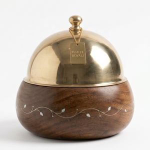 Juego de Ollas Modernas Royal Ramadan para Hotpot, de Acero Inoxidable Aislado, con Tapa Cloche de Acero Inoxidable Pulido y Diseño de Perlas - Product Image 1