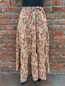 New Arrival Indian Hand Block Printed White Cotton Long <b>Skirt</b> Dress for Women Casual Style <b>Elastic</b> Waistband Breathable <b>Skirt</b> - Product Image 3