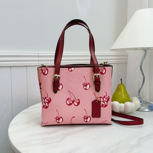 Bolso Tote con Patrón Distintivo para Mujer, de Cuero Genuino, para Uso Diario, de Hombro y Cruzado - Product Image 5