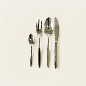 Juego de cubiertos de acero inoxidable chapado en oro de lujo con elegantes cubiertos pulidos a espejo de primera calidad para bodas, hoteles y restaurantes. - Product Image 2