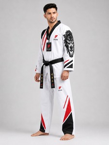 Uniforme de taekwondo cómodo con costuras reforzadas, tela ligera y calidad confiable para practicantes activos. - Product Image 3