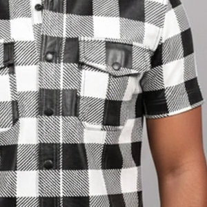 Camisa de Cuero de Cordero con Estampado a Cuadros Búfalo en Negro, Blanco y Rojo para Hombre, Manga Corta y Larga, Estilo Lumberjack con Botones a Presión - Product Image 3