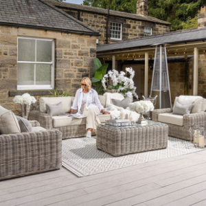 Ensemble de canapés OEM modernes et minimalistes en bois massif, avec dossier à coussins amovibles, convertible, pour salon d'appartement et usage domestique - Product Image 2