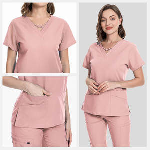 Ensemble de tenues d'infirmière rose pâle respirant pour femmes, uniformes d'hôpital, design col croisé, pantalon jogger ajusté, vêtements de travail en spandex doux - Product Image 2