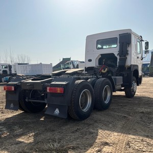 Camion tracteur d'occasion <span class=keywords><strong>Sinotruk</strong></span> <span class=keywords><strong>HOWO</strong></span> 6x4 Euro 3, <span class=keywords><strong>420</strong></span> CV, pour semi-remorque, 10 roues, 40 tonnes, tête de tracteur - Product Image 4