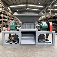 Broyeur à double arbre durable pour le recyclage des déchets métalliques, des pneus, du plastique, du bois et des palettes