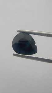 Saphir noir naturel taille poire, grande taille, pierre précieuse africaine de couleur nuit, extraite de la terre, pierre brute pour la fabrication de bijoux fins - Product Image 3