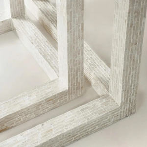 Muebles Decorativos de Primera Calidad para Espacios Elegantes, Juego de Mesa de Lujo con Incrustaciones de Madreperla Hechas a Mano - Product Image 2