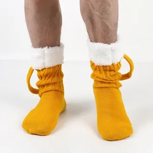 Chaussettes de détente tricotées antidérapantes en nylon jaune pour hommes avec bordure en polaire blanche, fines, pour l'été - Product Image 1