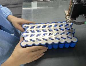 Pacco Batteria per Monopattino Elettrico 36V 10Ah/12Ah/14Ah Batteria di Ricambio agli Ioni di Litio per Monopattino Elettrico M365 con Spina XT30 - Product Image 5