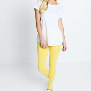 Leggings de yoga pour femmes à taille haute, respirants, sans couture, taille élastique, imprimé léopard, longueur genou, en Spandex/Nylon, pour le fitness et la course à pied - Product Image 3