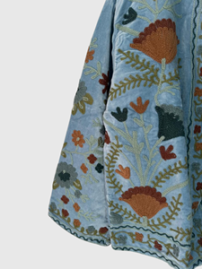 Veste à col mandarin brodée à la main avec des motifs floraux, manches longues, taille plus, en coton, style Prairie Chic, pour femme, à porter au printemps - Product Image 4