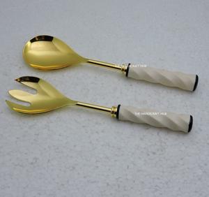 Cuillère à salade au design moderne, manche en pierre et résine, acier inoxydable avec finition argentée, pour une utilisation en cuisine. - Product Image 5