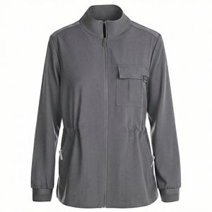 Blouse médicale haute performance à poignets côtelés et poche à rabat sur la poitrine – Prix de gros – Solutions personnalisées pour le secteur de la santé – Blouses médicales - Product Image 5