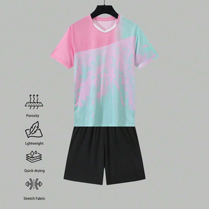 Tenue de football d'été personnalisée – Fabricant pakistanais – Maillot et short d'équipe respirants, anti-humidité, protection UV pour le football - Product Image 3