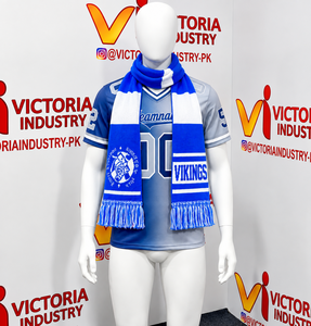 Écharpe en acrylique tricotée rouge et blanche du club de football Kingston City FC 1974, longue, sportive, avec logo imprimé pour les supporters - Product Image 3