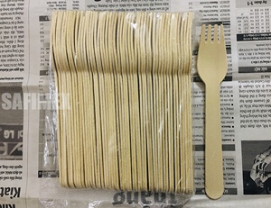 Ensemble de couverts en bois jetables écologiques Emballage en vrac OEM couteau biodégradable cuillère fourchette pour voyage pique-nique restaurant hôtel - Product Image 1