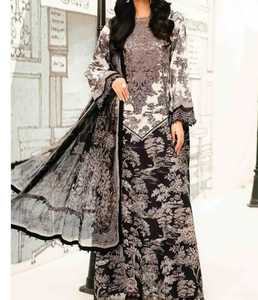 Nuevo vestido largo de moda para mujer en contraste blanco y negro. - Product Image 1