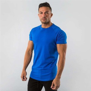 T-shirt en coton uni pour homme, respirant, léger, confortable, décontracté, pour un usage quotidien, essentiel pour l'été, basique - Product Image 6