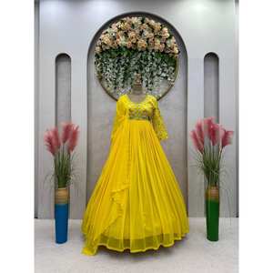 Party Wear XL Gown avec fil et séquence pour un look élégant - Product Image 4