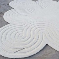 Tapis moderne en laine tufté à la main, forme abstraite festonnée, couleur ivoire, tapis de qualité supérieure, décoration minimaliste pour salon, chambre et maison