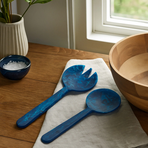 Ensemble de 2 saladiers en bois avec poignées en résine marbrée pour la cuisine et les ustensiles de fête - Product Image 6