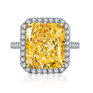 Bague de cocktail de luxe pour femme avec diamant jaune taille émeraude serti pavé, certifiée IGI - Product Image 1