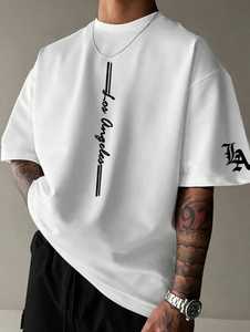 เสื้อยืดคอกลมแขนสั้นทรงปกติสีขาวสำหรับผู้ชาย ยี่ห้อ ONETEN APPARELS ผลิตจากผ้าฝ้าย 100% ระบายอากาศได้ดี มีโลโก้ด้านหน้า สวมใส่สบาย - Product Image 4