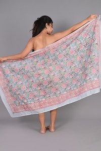 Serviette de plage longue en coton confortable, motif animalier, design féminin, paréo, impression de logo personnalisée, séchage rapide, lot de 1 pièce, best-seller - Product Image 4