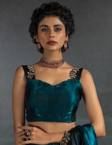 Sari de Fiesta Estilo Bollywood de Seda Satén Reversible Adornado y Sin Arrugas - Product Image 2