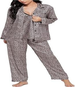 Conjunto de Pijamas de 4 Piezas para Mujer, de Alta Calidad, Suave y Cómodo, Estampado en Toda la Prenda, Ligero, Corte Clásico, Color Personalizado - Product Image 2