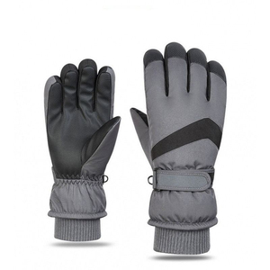 ถุงมือปั่นจักรยานกันลมหนาสำหรับฤดูหนาว ดีไซน์แฟชั่น  หน้าจอสัมผัสได้ เหมาะสำหรับขับขี่กลางแจ้งและขับมอเตอร์ไซค์ - Product Image 5