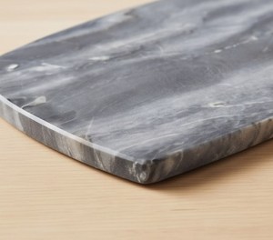 Planche à découper rectangulaire élégante en marbre gris, bloc de découpe à texture de pierre, surface de préparation pour la cuisine - Product Image 4