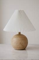 Lámpara de Noche Moderna de Metal Dorado Eléctrico con Opciones de Pantalla Azul/Negra/Roja para Decoración de Mesita de Noche y Sala de Estar