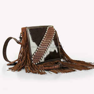 Bolso cruzado bohemio con flecos occidentales, bolso de piel auténtica de vaca con detalle turquesa, bolso Hippie Chic - Product Image 1