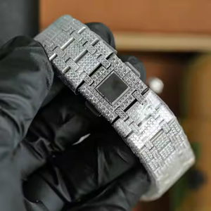 Reloj de Acero Inoxidable con Esfera Analógica y Diamantes de Moissanita Clásicos de Lujo Hechos a Mano, Estilo Hip Hop, Edición Limitada - Product Image 4