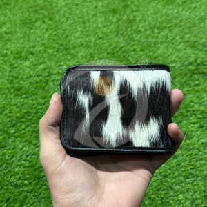 Cartera de Cuero de Vaca con Pelo, Hecha a Mano, Delgada, Bifold, Tarjetero, Diseño Minimalista, Cartera de Cuero Natural de Vaca - Product Image 1