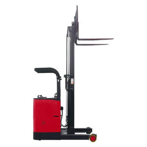 Montacargas VNA para pasillos muy estrechos con cabezal giratorio de 360 grados para un manejo eficiente de palets en pasillos de almacenes reducidos. - Product Image 3