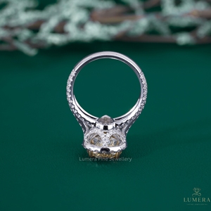 Anillo de compromiso Lumera Fancy con diamante amarillo talla pera, halo de oro blanco, anillo de lujo para mujer, certificado IGI, anillo de boda. - Product Image 4