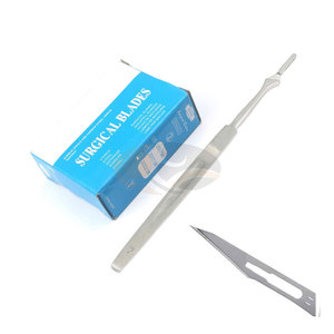 ใบมีดผ่าตัดเหล็กกล้าคาร์บอน ปลอดเชื้อ เบอร์ 11 พร้อมด้ามจับแบบใช้ซ้ำได้ สำหรับการผ่าตัดทางการแพทย์ ทันตกรรม สัตวแพทย์ และห้องปฏิบัติการ - Product Image 1