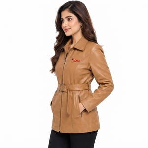 Chaqueta de Cuero para Mujer, Elegante y de Alta Calidad, Diseñada con Materiales Duraderos y Detalles Modernos para un Uso Diario Cómodo - Product Image 6