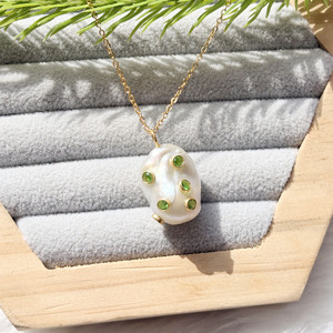 Handmade Freshwater Pearl Pendant <b>Necklace</b> With Green CZ Accent Handmade Gold Plated Baroque Pearl Jewelry Gift for Women - Product Image 4