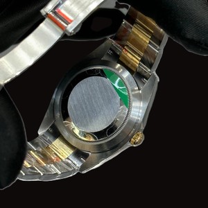 Reloj Personalizado de Dos Tonos con Caja Redonda, Esfera Gris y Números Romanos, la Mejor Colección de Lujo Personalizada para Fiestas Unisex - Product Image 5