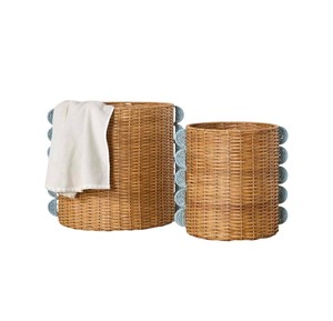 Ensemble de paniers en rotin à bords festonnés colorés, faits à la main, tissés, pour le rangement et la décoration, idéal pour la chambre d'enfant ou la décoration moderne de la maison - Product Image 1