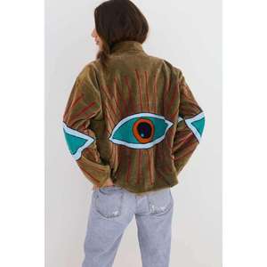 Chaqueta de algodón bordada a mano estilo bohemio Suzani para mujer, abrigo vintage con diseño étnico tribal de ojos. - Product Image 3
