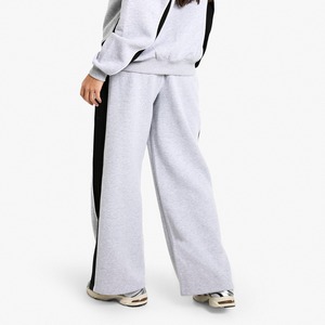 Pantalon de jogging en molleton surdimensionné pour femme, personnalisable avec logo, couleur unie, taille élastique, bande latérale noire, coupe droite – Vente en gros - Product Image 3