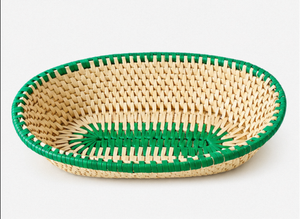 Boîte à bananes en rotin faite à la main, plateau de rangement rond avec bordure verte, décoration rustique pour la cuisine, utilisation en intérieur - Product Image 5