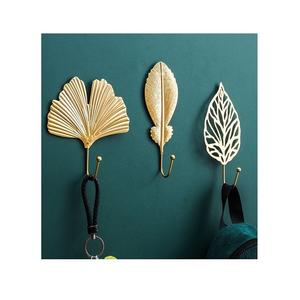Juego de 6 ganchos con diseño de hoja, de metal color dorado de primera calidad, tamaño y forma personalizados, para montar en la pared. - Product Image 3